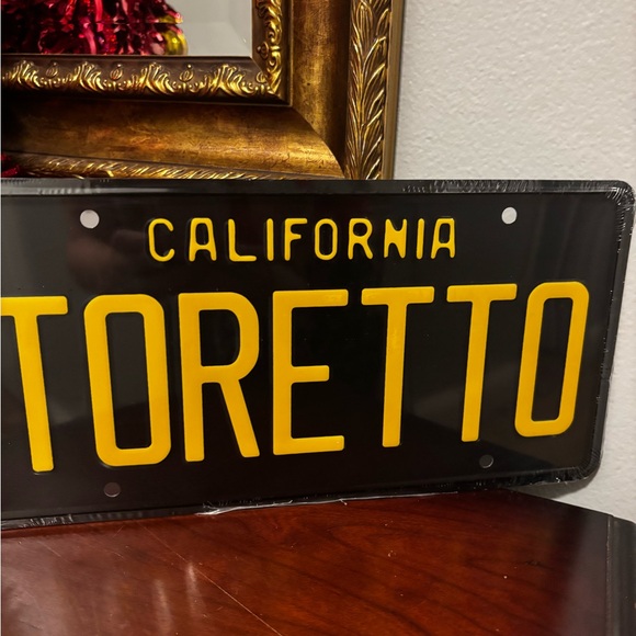 NWT 5 items 2 Hot Wheels Toretto Cali license plate HW light switch plate/ sign - Picture 9 of 11